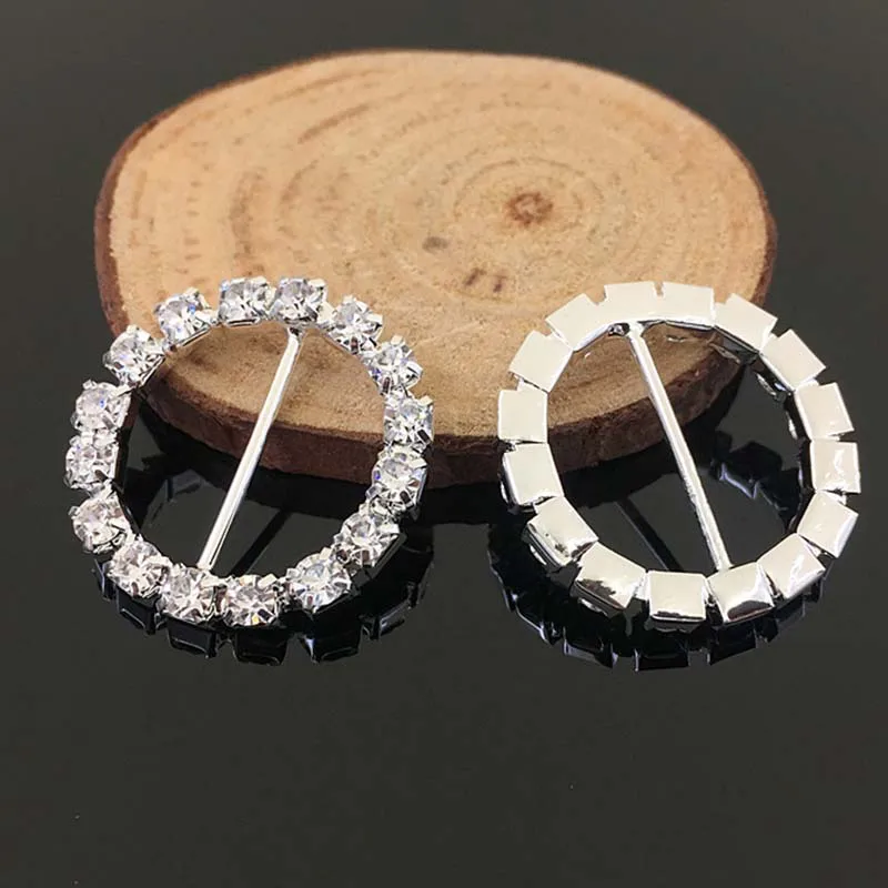 2016New 100Pcs Clear Round Rhinestone Buckle For Wedding Invitation Diamante Ribbon Sliders BK01
2016New 100Pcs Clear Round Rhinestone Buckle For Wedding Invitation Diamante Ribbon Sliders BK01
