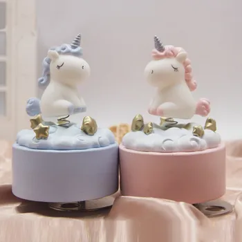 Cartoon Music Box Cute Unicorn Music Box Sky City Music Bell Souvenir Home Decoration Personality For Children Gift 
Cartoon Music Box Cute Unicorn Music Box Sky City Music Bell Souvenir Home Decoration Personality For Children Gift