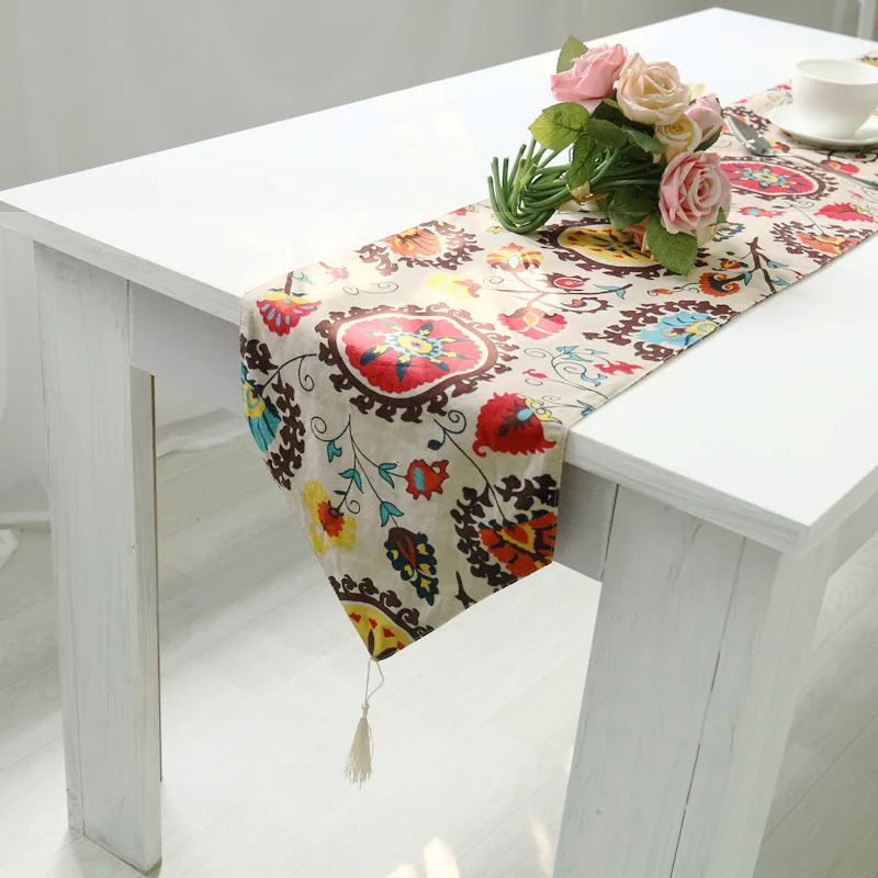 Ethnic Style Table Flags Jacquard Table Runners Floral Plant Dust Proof Table Covers For Party Wedding Home Table Decoration
Ethnic Style Table Flags Jacquard Table Runners Floral Plant Dust Proof Table Covers For Party Wedding Home Table Decoration