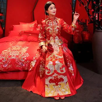 Vintage Embroidery Goldfish Marriage Suit Handmade Button Full Length Cheongsam Vestidos Traditional Bride Wedding Party Dress
Vintage Embroidery Goldfish Marriage Suit Handmade Button Full Length Cheongsam Vestidos Traditional Bride Wedding Party Dress