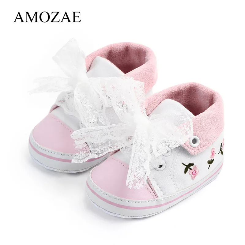 Baby Girl Shoes White Lace Floral Embroidered Soft Casual Shoes Amozae Prewalker Walking Toddler Lace-Up Kid Shoes Free Shipping
Baby Girl Shoes White Lace Floral Embroidered Soft Casual Shoes Amozae Prewalker Walking Toddler Lace-Up Kid Shoes Free Shipping
