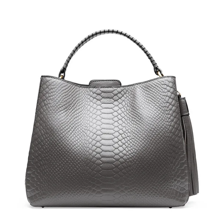 Vintage Women Messenger Bags With Tassel Large Capacity Women Bags Shoulder Tote Bags Famous Designers Genuine Leather Handbags
Vintage Women Messenger Bags With Tassel Large Capacity Women Bags Shoulder Tote Bags Famous Designers Genuine Leather Handbags
