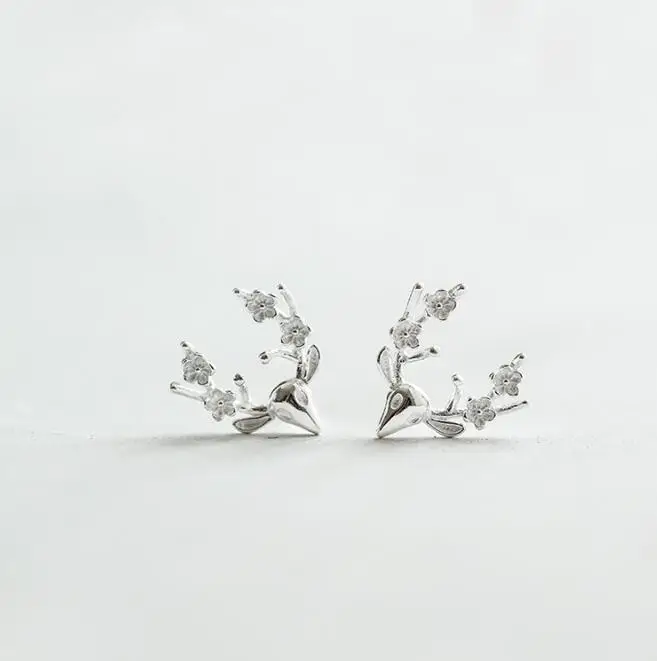 Shuangshuo Color Animal Deer Stud Earrings for Women Party Earrings Christmas Gifts
Shuangshuo Color Animal Deer Stud Earrings for Women Party Earrings Christmas Gifts