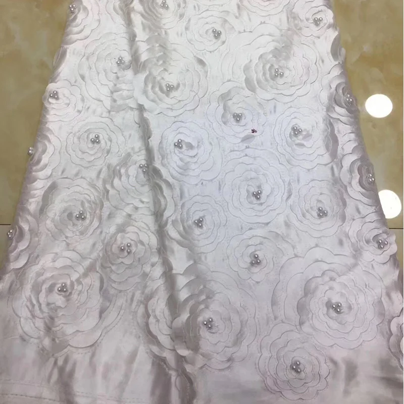 Free shipping (5yards/pc) fancy African laser cut lace fabric with beautiful flowers design and beads for party dress FZZ100
Free shipping (5yards/pc) fancy African laser cut lace fabric with beautiful flowers design and beads for party dress FZZ100
