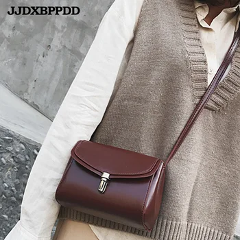 Women Retro PU Shoulder Bag Female Vintage Daily Handbag Elegant Crossbody Bag for Shopping Classy All-match Dames Tassen
Women Retro PU Shoulder Bag Female Vintage Daily Handbag Elegant Crossbody Bag for Shopping Classy All-match Dames Tassen