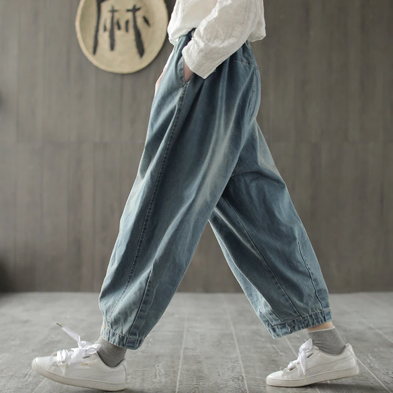 Spring Jeans Fashion Women Large size Loose Denim Pants New Casual Ladies Ladies Button pocket Zipper Denim Trousers 2019
Spring Jeans Fashion Women Large size Loose Denim Pants New Casual Ladies Ladies Button pocket Zipper Denim Trousers 2019