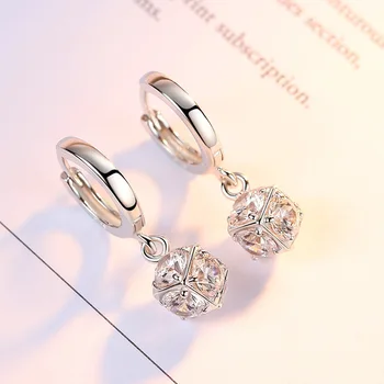 RYOUCUTE New Arrivals Silver Color Zircon Cube Stud Earrings for Women Brincos Pendientes
RYOUCUTE New Arrivals Silver Color Zircon Cube Stud Earrings for Women Brincos Pendientes