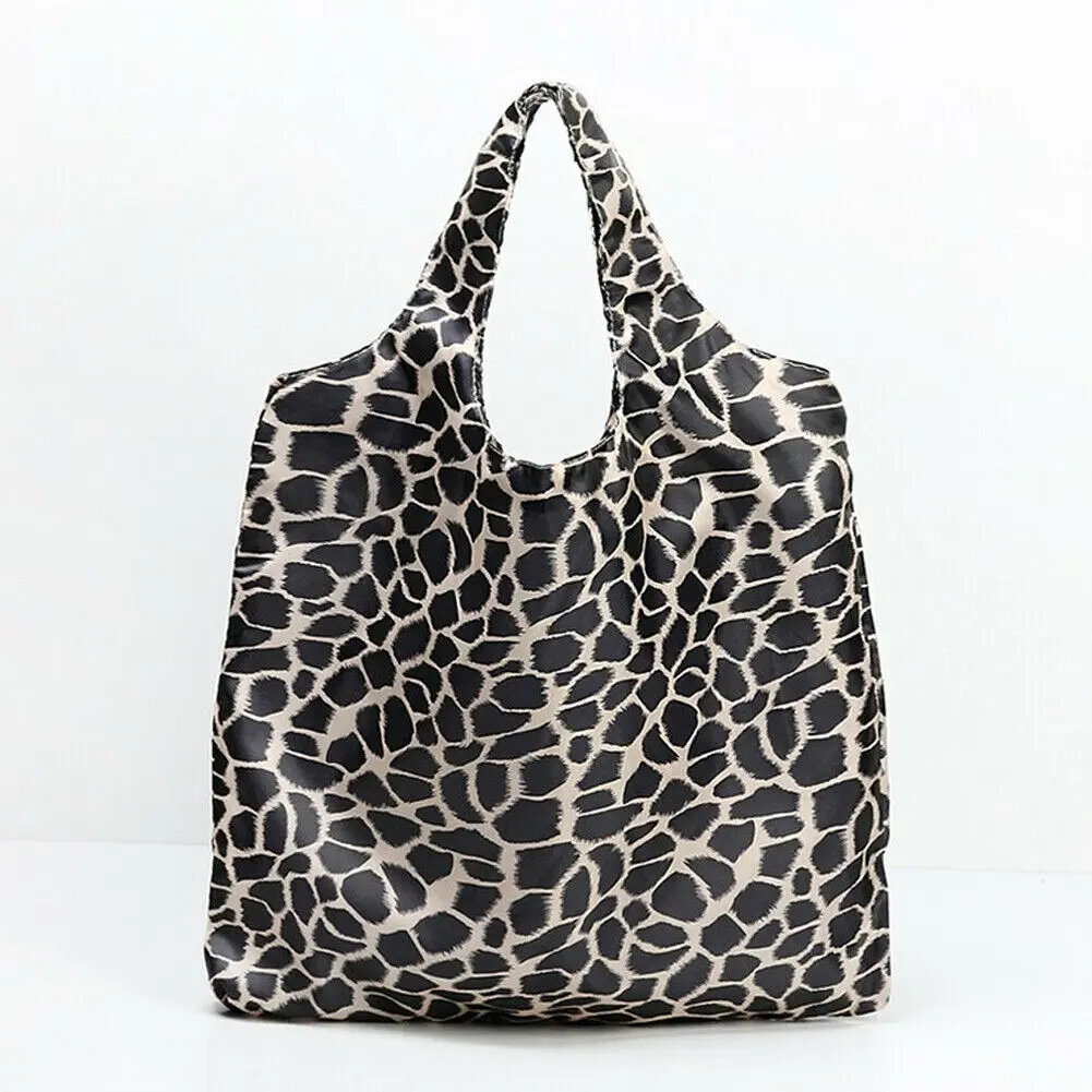 Women's Oxford cloth shopping bag large portable foldable reusable fashion tote bag gift bag
Women's Oxford cloth shopping bag large portable foldable reusable fashion tote bag gift bag