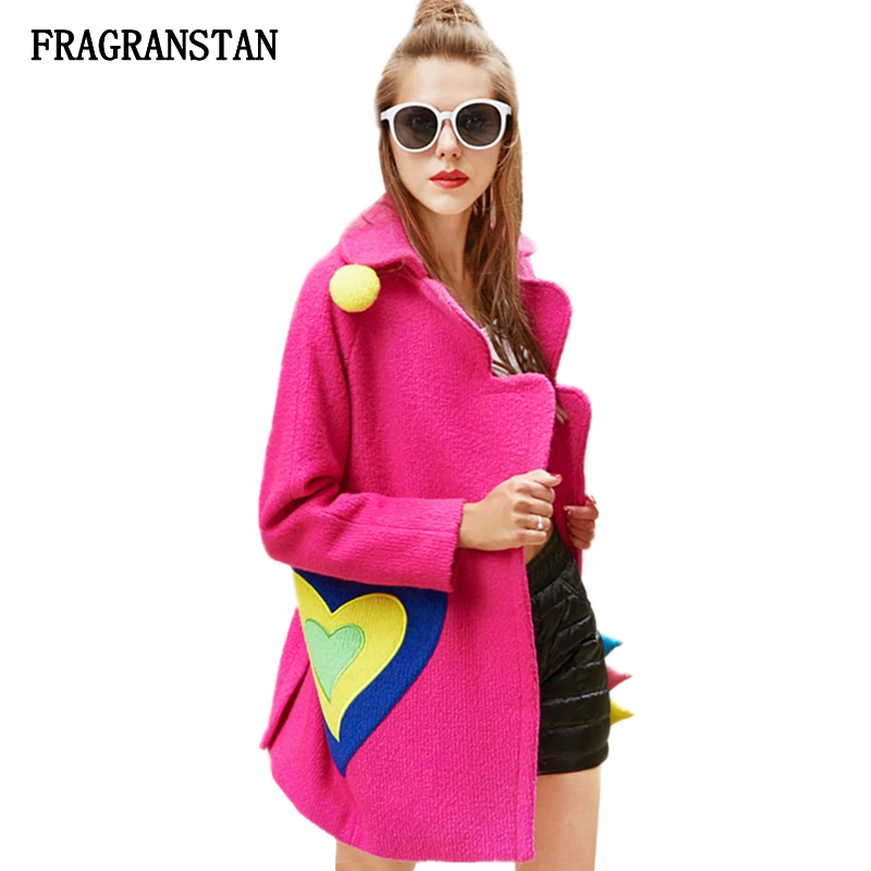2018 Women Autumn Winter Fashion Personality Woolen Coat Female Love Printed Embroidery Sweet Parkas High Quality Vestidos JQ337
2018 Women Autumn Winter Fashion Personality Woolen Coat Female Love Printed Embroidery Sweet Parkas High Quality Vestidos JQ337