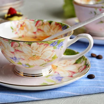 Ceramic Coffee Cup Set Bone China Tea Cups And Saucers With Spoon Porcelain Top-Grade Drinkware
Ceramic Coffee Cup Set Bone China Tea Cups And Saucers With Spoon Porcelain Top-Grade Drinkware