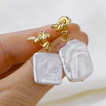 AENSOA 2019 New Design Geometric Pearl Drop Earring Irregular Rectangle Natural Freshwater Pearl Earrings for Women Girl Gift
AENSOA 2019 New Design Geometric Pearl Drop Earring Irregular Rectangle Natural Freshwater Pearl Earrings for Women Girl Gift