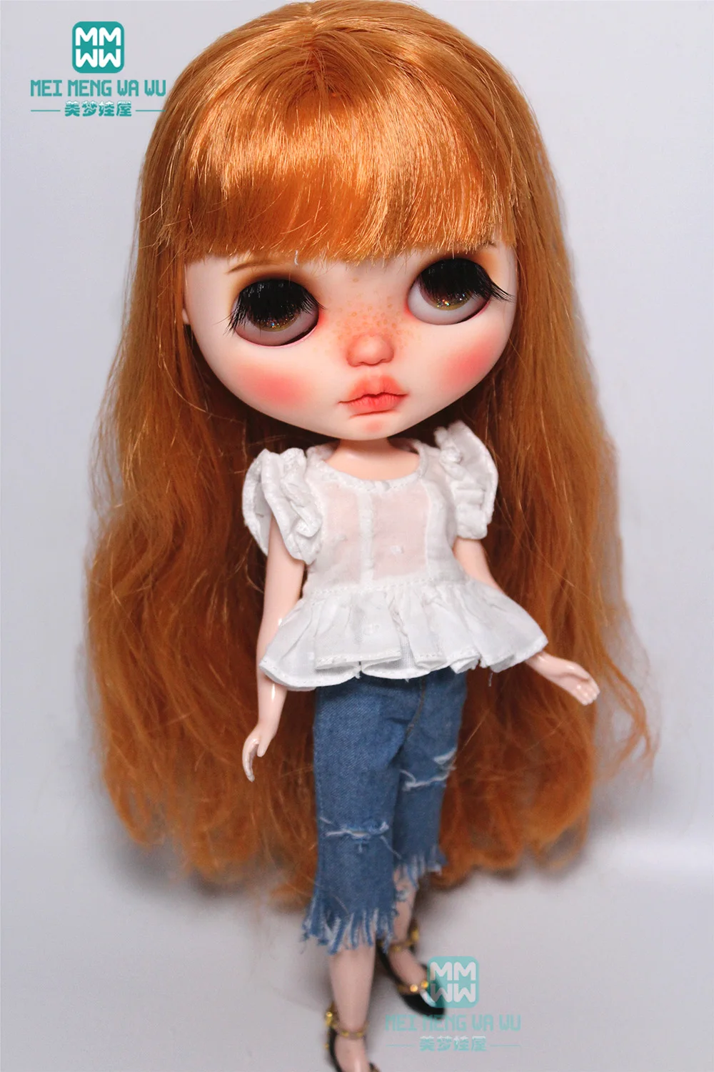 1PCS Blyth Doll Clothes fashion White shirt, shredded jeans for Blyth , Azone, 1/6 doll accessories
1PCS Blyth Doll Clothes fashion White shirt, shredded jeans for Blyth , Azone, 1/6 doll accessories
