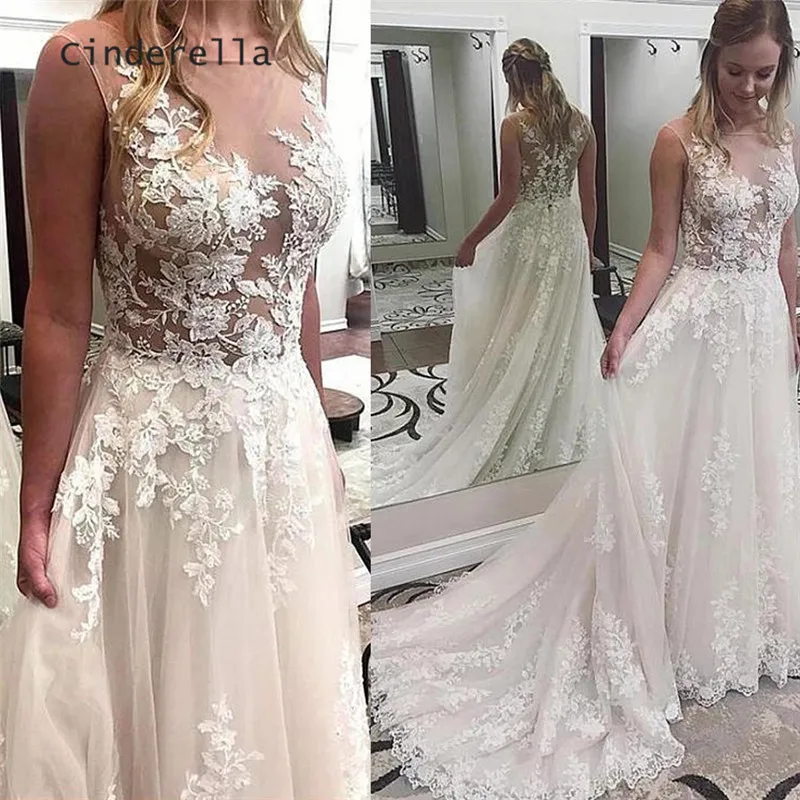 Cinderella Scoop Sleeveless Lace Applique Soft Tulle Court Train Covered Button Back Wedding Dresses Lace Bridal Wedding Dresses
Cinderella Scoop Sleeveless Lace Applique Soft Tulle Court Train Covered Button Back Wedding Dresses Lace Bridal Wedding Dresses