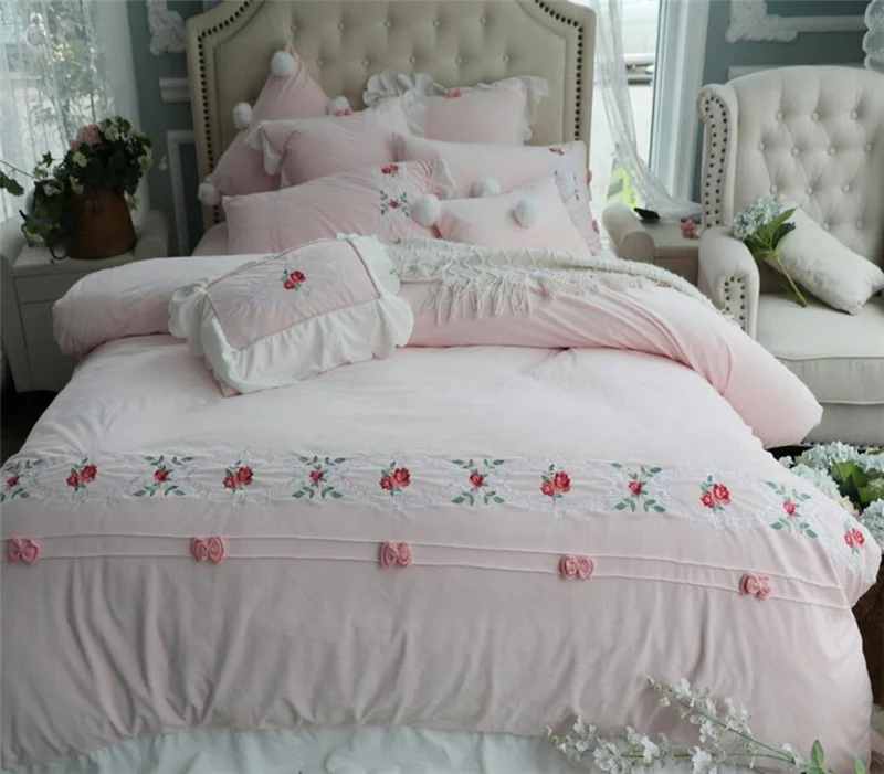 Winter Fleece Velvet Rose Princess Bedding Set Warm Flannel Embroidery Duvet Cover Bed Sheet Pillowcase Queen King size 4/6/7pcs
Winter Fleece Velvet Rose Princess Bedding Set Warm Flannel Embroidery Duvet Cover Bed Sheet Pillowcase Queen King size 4/6/7pcs