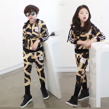 New Long-sleeved Exercise Spring and Autumn Period New Children's Clothing Zipper Map Children Suit
New Long-sleeved Exercise Spring and Autumn Period New Children's Clothing Zipper Map Children Suit