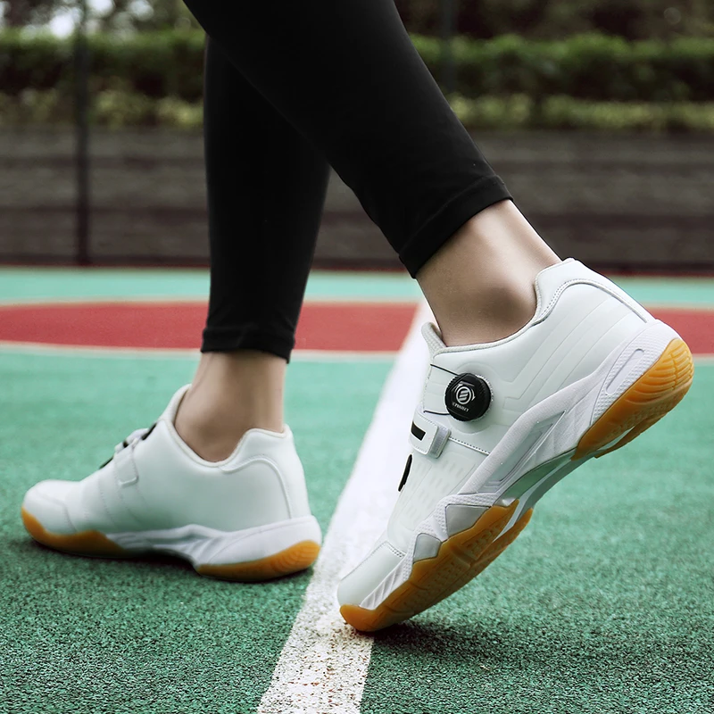 2019 New Unisex Badminton Shoes Outdoor Sneakers Sport Breathable Male High Quality White Tennis Women Sneakers Gym Shoes
2019 New Unisex Badminton Shoes Outdoor Sneakers Sport Breathable Male High Quality White Tennis Women Sneakers Gym Shoes