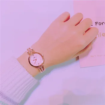 Luxury Exquisite Bling Crystal Women Quartz Wristwatches Rose Gold Silver Slim Hollow Ladies Dress Bracelet Watch Female Clock
Luxury Exquisite Bling Crystal Women Quartz Wristwatches Rose Gold Silver Slim Hollow Ladies Dress Bracelet Watch Female Clock