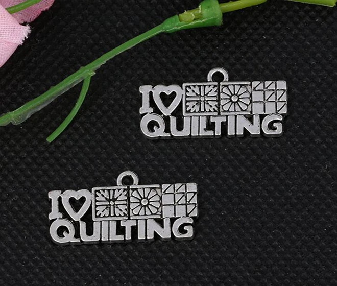 Vintage Silver l love Quilting Charms Pendant For Jewelry Making Bracelet Necklace Crafts Handmade Accessories Gifts Hot Z11
Vintage Silver l love Quilting Charms Pendant For Jewelry Making Bracelet Necklace Crafts Handmade Accessories Gifts Hot Z11