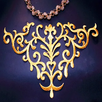 Gold and Silver classical applique patches Embroidery applique sew on clothing patches 17cm * 30cm 5pcs / lot
Gold and Silver classical applique patches Embroidery applique sew on clothing patches 17cm * 30cm 5pcs / lot