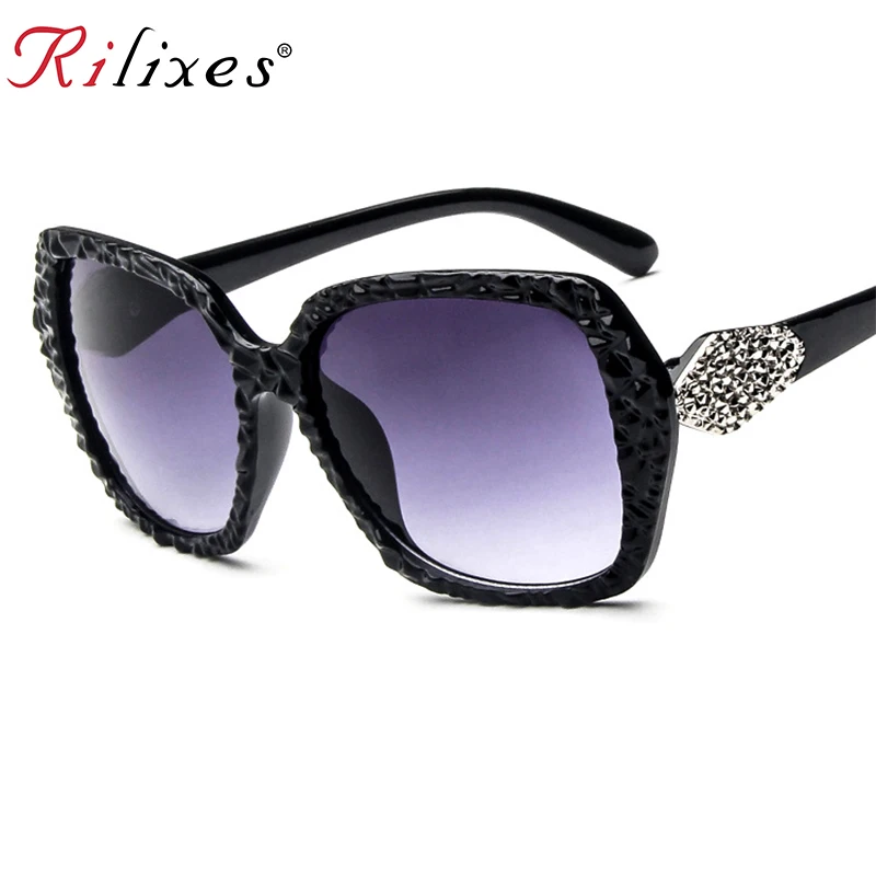 RILXES Luxury Rectangle Sunglasses Women Brand Designer PC Frame Gradient Lens Classic Shades Female Male Fashion Eyewear UV400
RILXES Luxury Rectangle Sunglasses Women Brand Designer PC Frame Gradient Lens Classic Shades Female Male Fashion Eyewear UV400