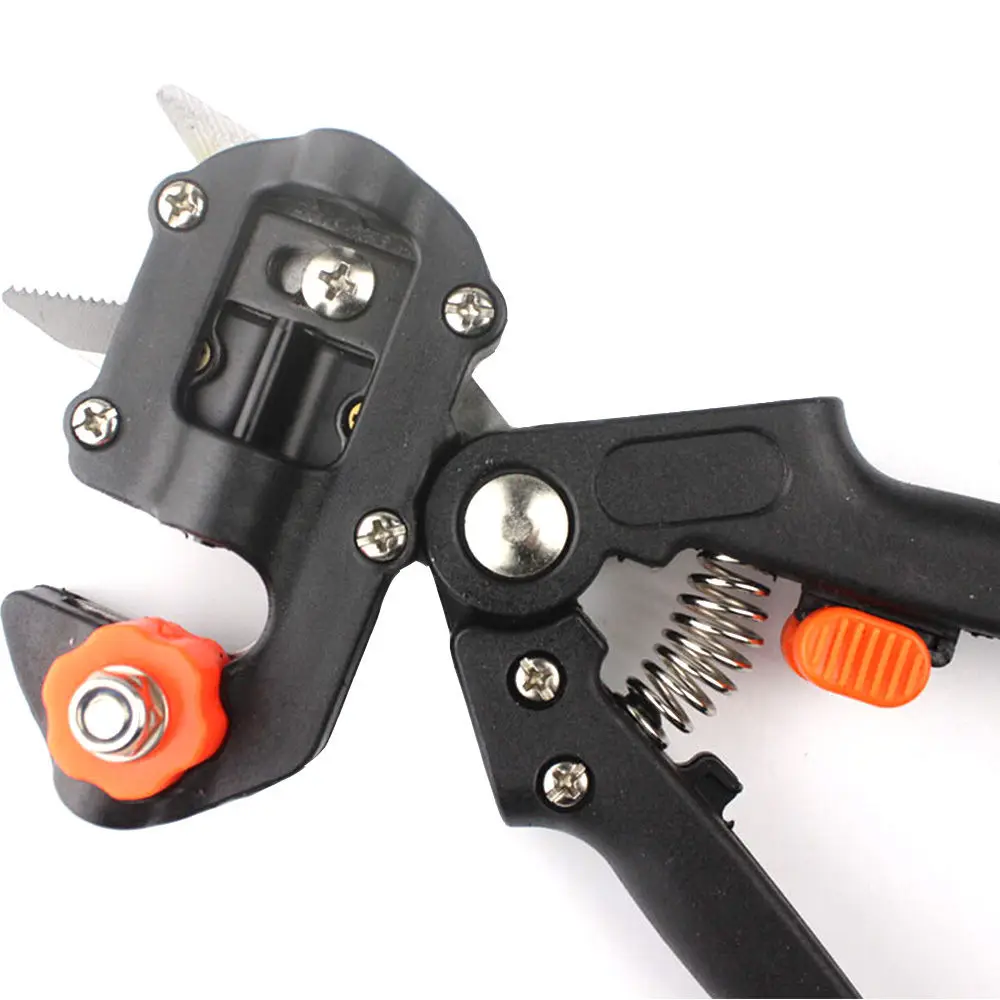 2 Blade Garden Tools 03