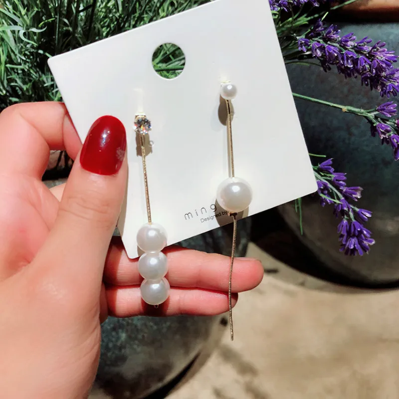 2019 New Arrival Simulated-pearl Trendy Water Drop Women Dangle Earrings Korean Fashion Women Simple Long Tassel Earrings
2019 New Arrival Simulated-pearl Trendy Water Drop Women Dangle Earrings Korean Fashion Women Simple Long Tassel Earrings