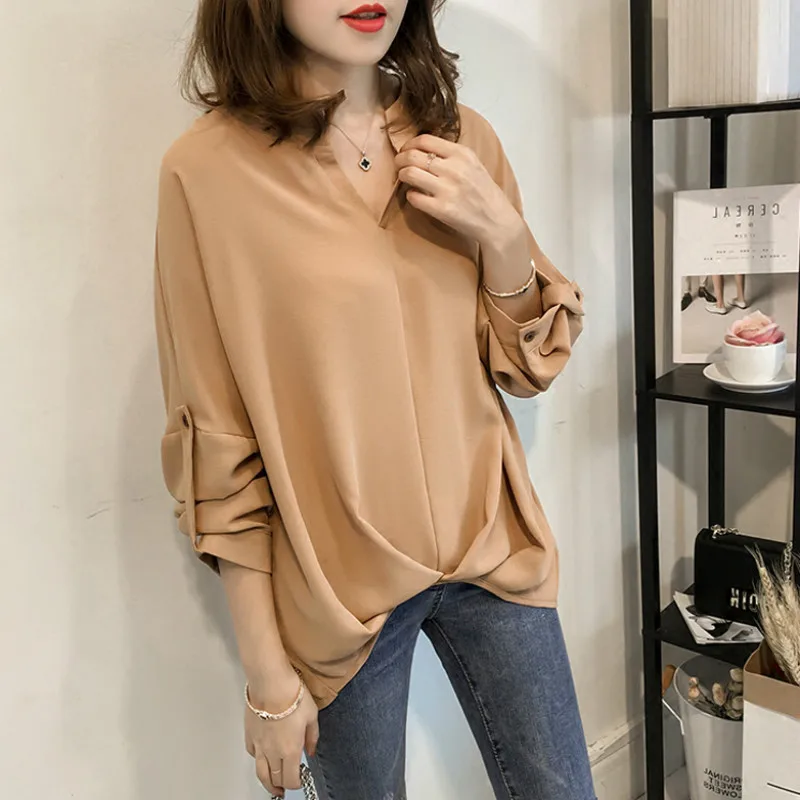 2019 New Women Blouses Loose Pullover Shirt Summer Spring Casual Blusas Solid Loose Femininas Long Sleeve V-neck Leisure Shirts
2019 New Women Blouses Loose Pullover Shirt Summer Spring Casual Blusas Solid Loose Femininas Long Sleeve V-neck Leisure Shirts