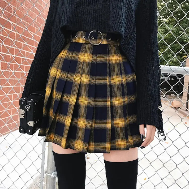 Women's Autumn High Waist Plaid A-line Mini Skirt Pleated Students College Short Skirts 2020 Spring Fashion Korean Clothes Woman
Women's Autumn High Waist Plaid A-line Mini Skirt Pleated Students College Short Skirts 2020 Spring Fashion Korean Clothes Woman