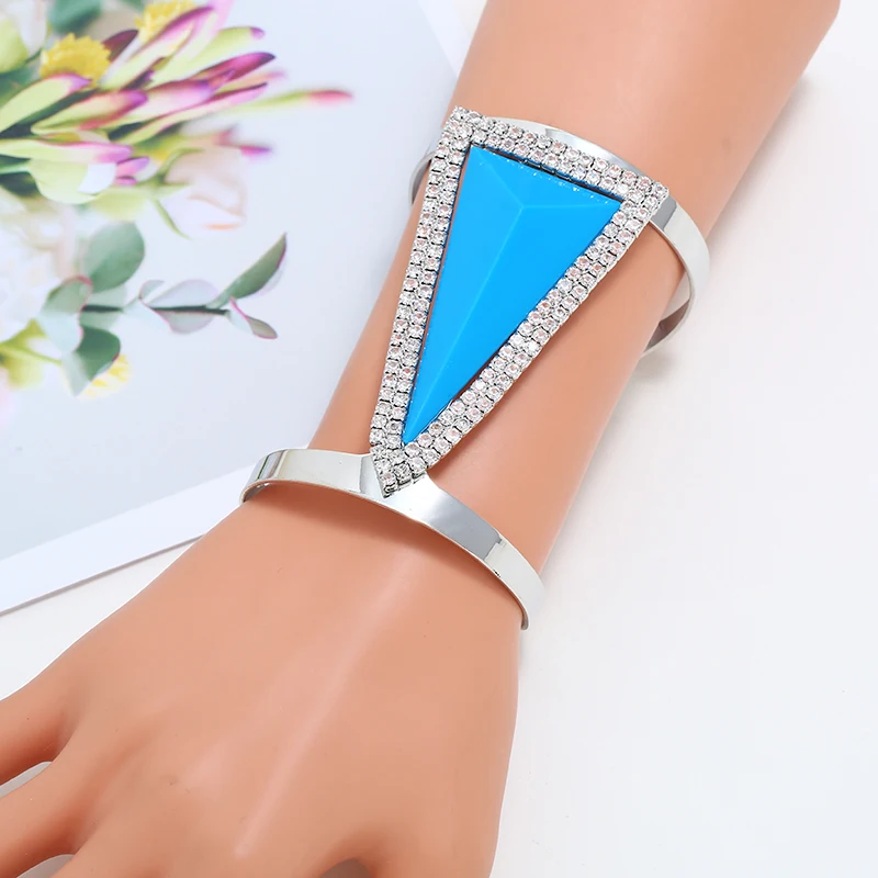 2019 New Fashion Maxi Metal Bangles Women Trendy Resin Mosaic Crystal Bracelet Smooth Wide Opening Adjustable Bangle
2019 New Fashion Maxi Metal Bangles Women Trendy Resin Mosaic Crystal Bracelet Smooth Wide Opening Adjustable Bangle
