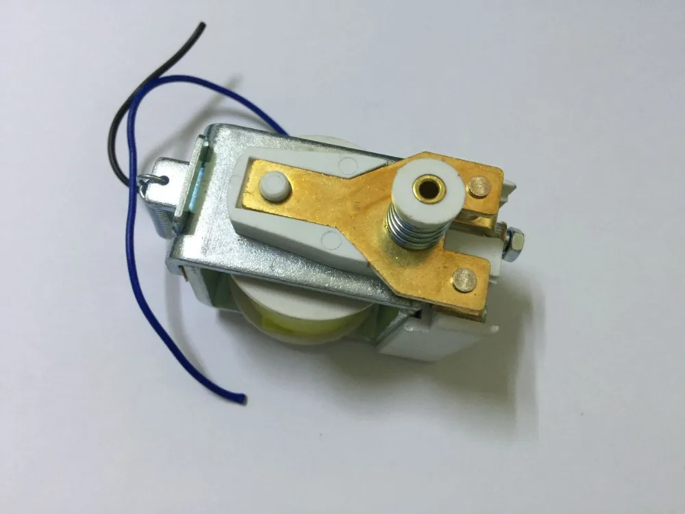bus part TELMA retarder relay dynamic and static contact assembly 24V for yutong / kinglong / higer /zhongtong bus
bus part TELMA retarder relay dynamic and static contact assembly 24V for yutong / kinglong / higer /zhongtong bus