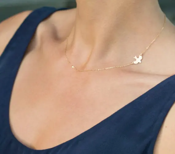charm New Arrival Peace Dove Necklace Extreme simplicity Gold Choker Necklace Fashion Statement Necklace For Women Jewelry
charm New Arrival Peace Dove Necklace Extreme simplicity Gold Choker Necklace Fashion Statement Necklace For Women Jewelry