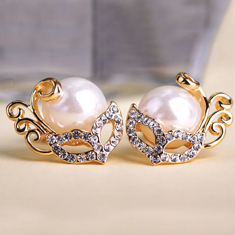 Blucome Clearance Crystal Mask Shape Stud Earrings Simulated Pearl Small Earrings For Women Girls Dance Party Ear Accessories
Blucome Clearance Crystal Mask Shape Stud Earrings Simulated Pearl Small Earrings For Women Girls Dance Party Ear Accessories