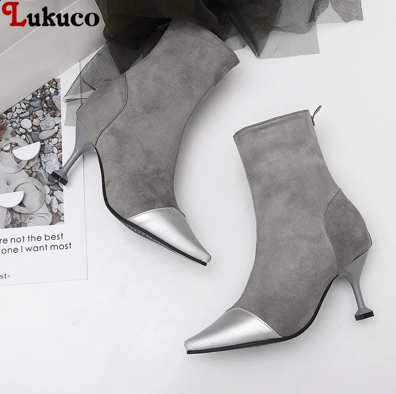 Lukuco 2018 Women Boots Pointed Toe High Heel Big Size 42 43 44 45 46 47 48 High Quality Pumps Handmade Fast Shipping Lady Shoes
Lukuco 2018 Women Boots Pointed Toe High Heel Big Size 42 43 44 45 46 47 48 High Quality Pumps Handmade Fast Shipping Lady Shoes