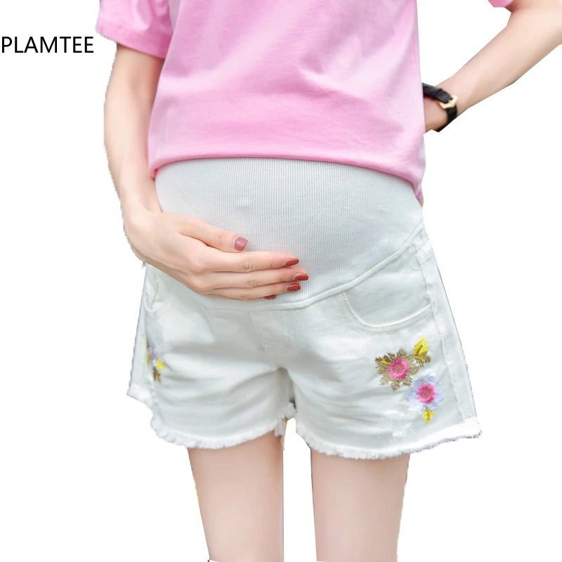 PLAMTEE Maternity Clothes Short Embroidery Flower Summer Denim Elastic Waist Pregnant Jeans for Pregnancy Fashion Belly Trousers
PLAMTEE Maternity Clothes Short Embroidery Flower Summer Denim Elastic Waist Pregnant Jeans for Pregnancy Fashion Belly Trousers