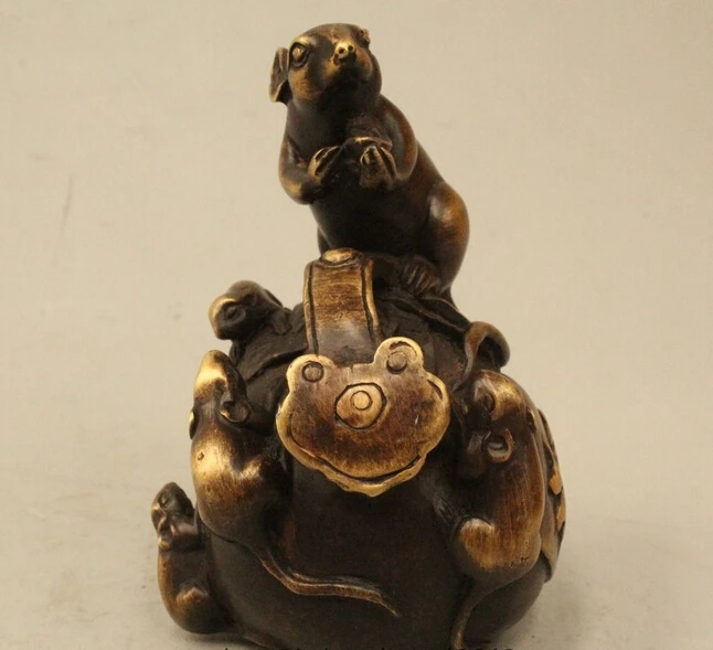 wholesale factory 5" Chinese Folk Feng Shui Bronze Wealth Zodiac Year 3 Mouse Money Bag Ruyi
wholesale factory 5" Chinese Folk Feng Shui Bronze Wealth Zodiac Year 3 Mouse Money Bag Ruyi