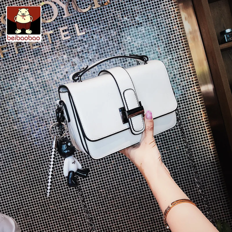 Senior sense small bag female 2019 new Korean version of the wild shoulder bag simple portable chain slung small square bag
Senior sense small bag female 2019 new Korean version of the wild shoulder bag simple portable chain slung small square bag