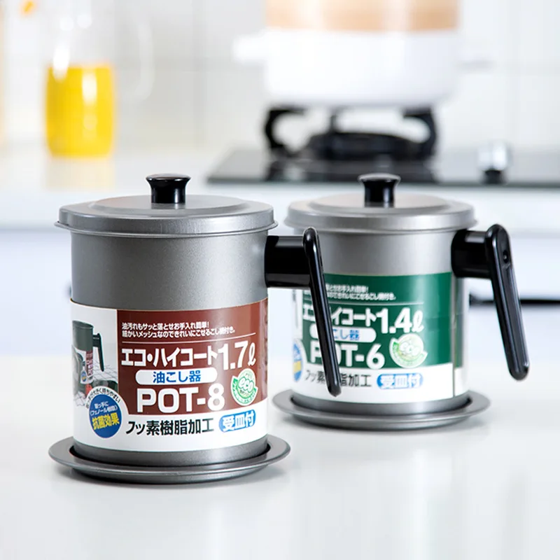1.4L/1.7L New Cooking Oil Storage Can Oil Dispenser Container Tank Pot Bottles Oil Strainer Filter Kitchen Restaurant Supplier
1.4L/1.7L New Cooking Oil Storage Can Oil Dispenser Container Tank Pot Bottles Oil Strainer Filter Kitchen Restaurant Supplier