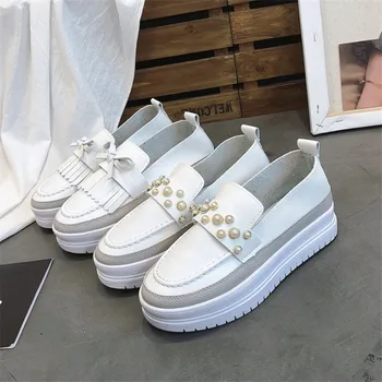 Vogue Fashion Pearls Women Casual Shoes Slip On Women Sneakers Women Fringe Flats Platform Creeper Loafers White Shoes PHY2202
Vogue Fashion Pearls Women Casual Shoes Slip On Women Sneakers Women Fringe Flats Platform Creeper Loafers White Shoes PHY2202