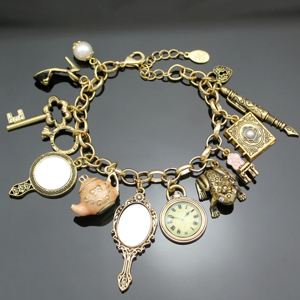 Alice in Wonderland Mirror Charms Beads Cinderella Narnia Chain Crystal Bangle Bracelets For Women Pulseira Masculina Jewelry
Alice in Wonderland Mirror Charms Beads Cinderella Narnia Chain Crystal Bangle Bracelets For Women Pulseira Masculina Jewelry