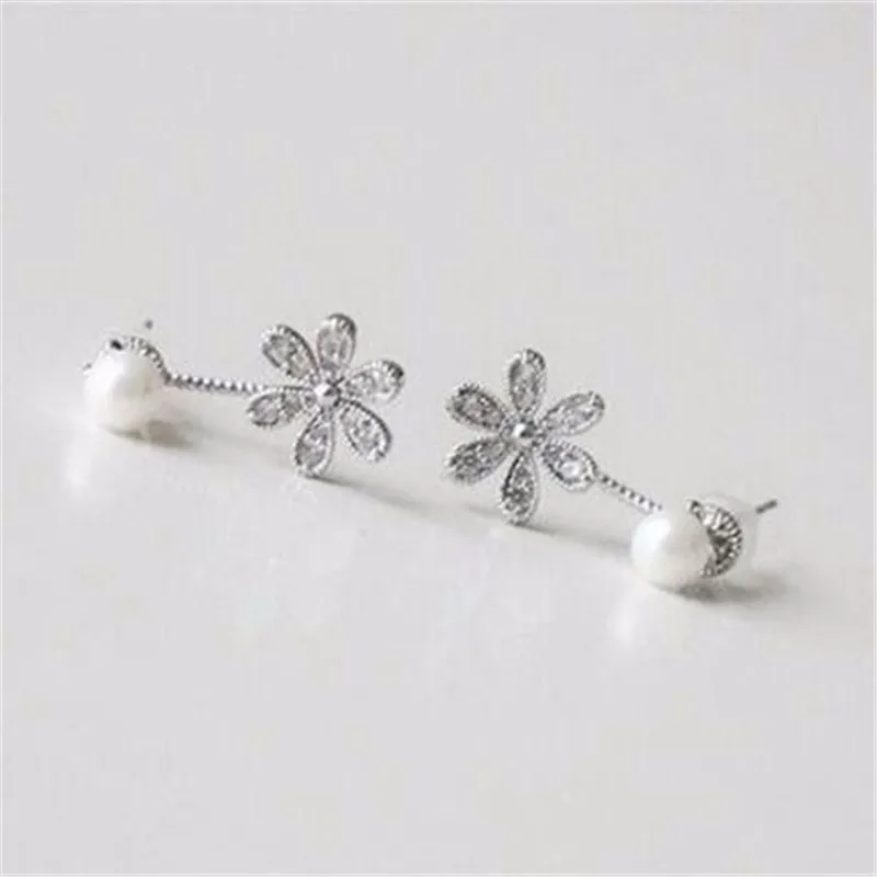 LULU-PIG 925 sterling silver fashionable beautiful only six leaf grass micro - pearl ear stud anti - allergy E0013
LULU-PIG 925 sterling silver fashionable beautiful only six leaf grass micro - pearl ear stud anti - allergy E0013
