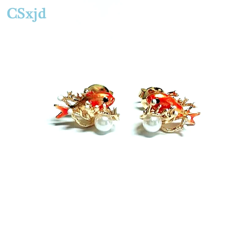 CSxjd Handmade Designer Enamel cute small goldfish Aquatic coral pearl Stud Earrings
CSxjd Handmade Designer Enamel cute small goldfish Aquatic coral pearl Stud Earrings
