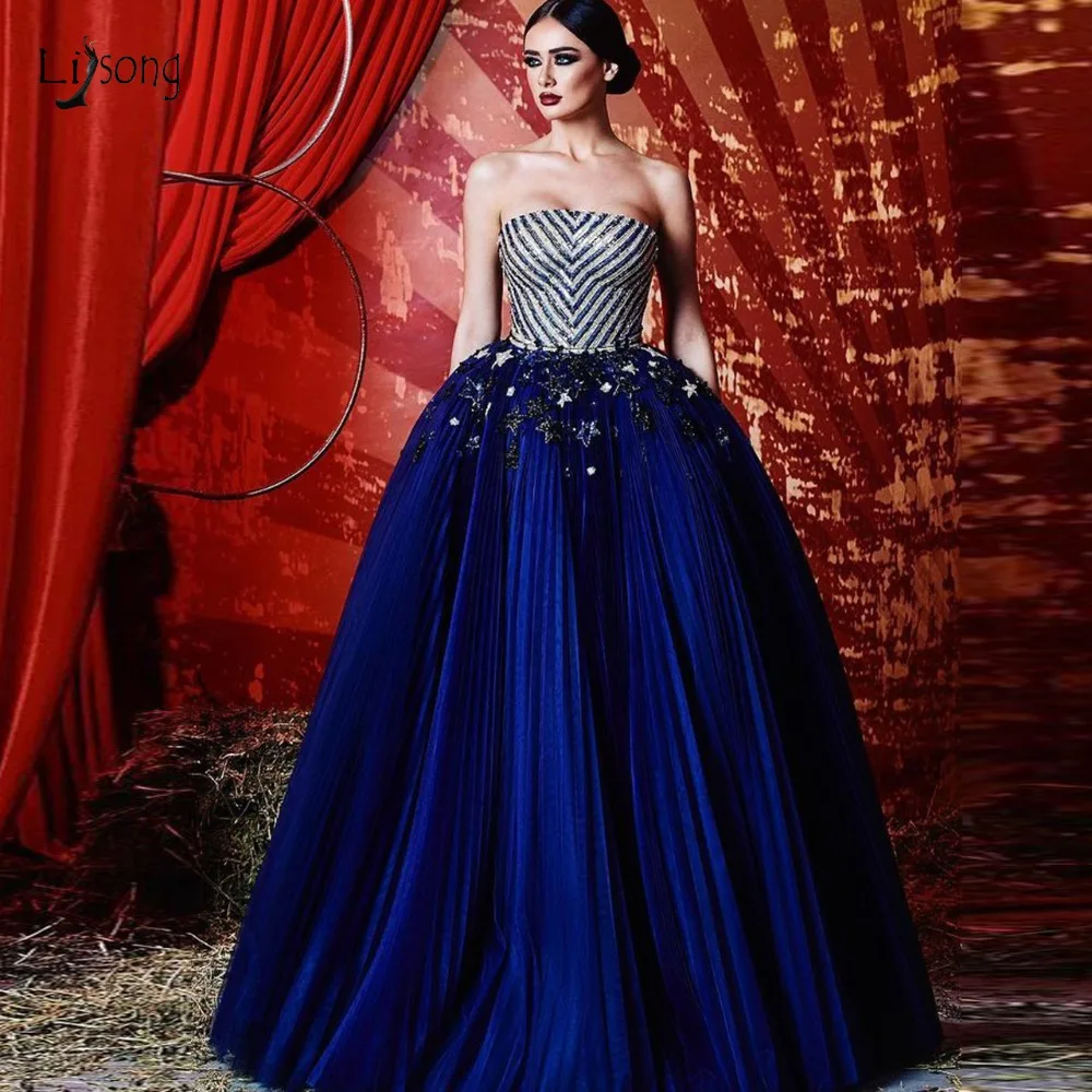 Vintage Royal Blue Stars Crystal Pleated Prom Dresses 2019 Beaded A-line Prom Gowns Off The Shoulder Vestido Longo De Festa
Vintage Royal Blue Stars Crystal Pleated Prom Dresses 2019 Beaded A-line Prom Gowns Off The Shoulder Vestido Longo De Festa