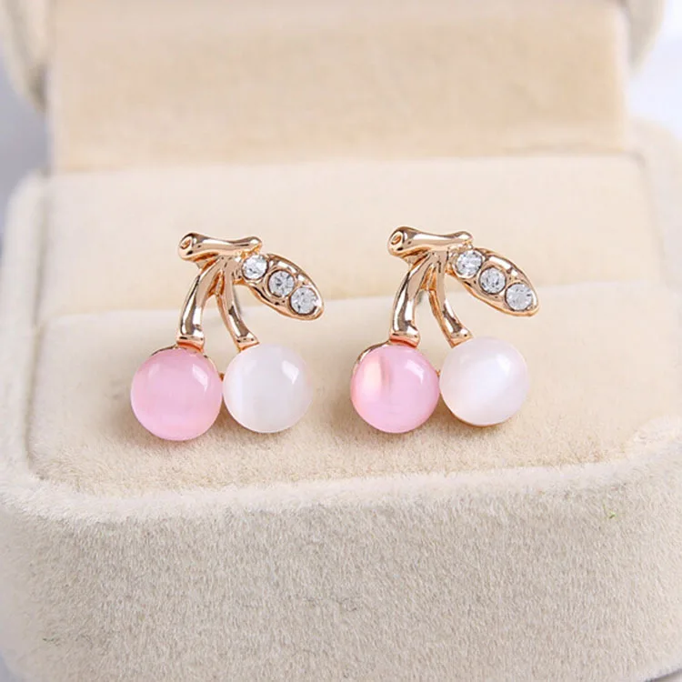 Hot Korean Version Fashion Woman Earrings Jewelry Brincos 18K Gold Plated Opal Rhinestone Cute Cherry Stud Earrings Accessories
Hot Korean Version Fashion Woman Earrings Jewelry Brincos 18K Gold Plated Opal Rhinestone Cute Cherry Stud Earrings Accessories