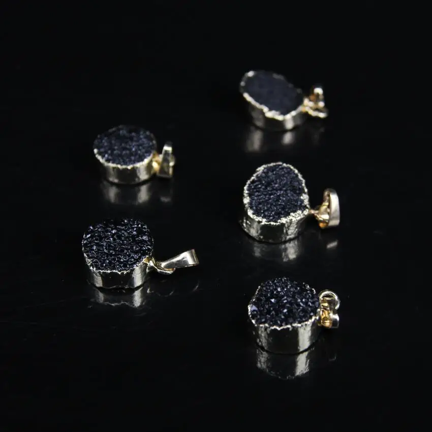 5pcs/lot,Black Quartz Geode Natural Agates Round Slab Pendant,Raw Druzy Geode Chips Slice Nugget Pendant with Gold edged
5pcs/lot,Black Quartz Geode Natural Agates Round Slab Pendant,Raw Druzy Geode Chips Slice Nugget Pendant with Gold edged