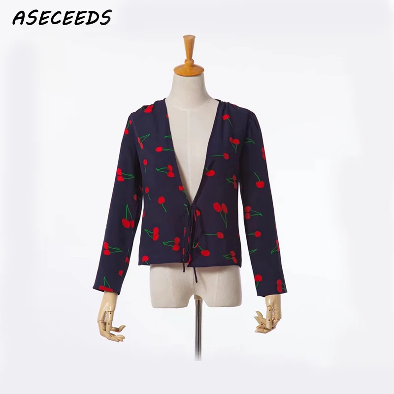 2019 Womens Tops And Blouses cherry Print Summer Blouse women Shirt Long Sleeve Sexy V Neck Lace Up ladies top Streetwear Korean
2019 Womens Tops And Blouses cherry Print Summer Blouse women Shirt Long Sleeve Sexy V Neck Lace Up ladies top Streetwear Korean