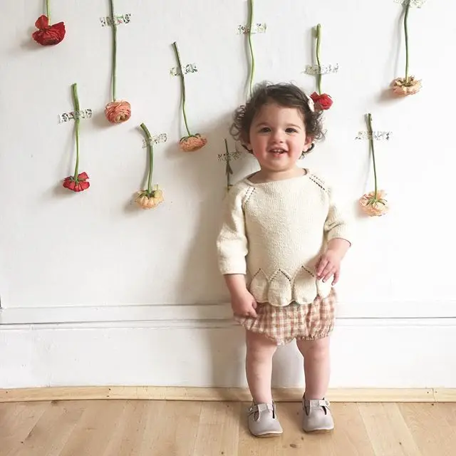 2016 European&America Style Autumn Girl Sweaters Pullover Knitted Tops Fashion Princess Girl Clothes
2016 European&America Style Autumn Girl Sweaters Pullover Knitted Tops Fashion Princess Girl Clothes