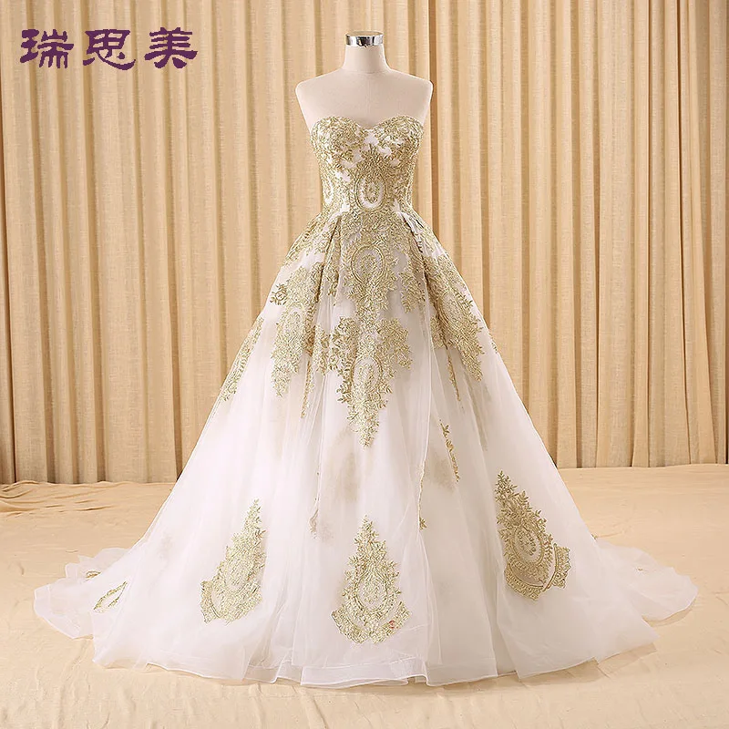 100%real golden embroidery white Medieval Renaissance gown princess dresses ball gown Victoria dress/Marie Antoinette/Belle Ball
100%real golden embroidery white Medieval Renaissance gown princess dresses ball gown Victoria dress/Marie Antoinette/Belle Ball
