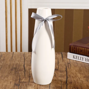 white cute ceramic creative contracted flower vase pot home decor craft room decoration handicraft porcelain figurine wedding
white cute ceramic creative contracted flower vase pot home decor craft room decoration handicraft porcelain figurine wedding