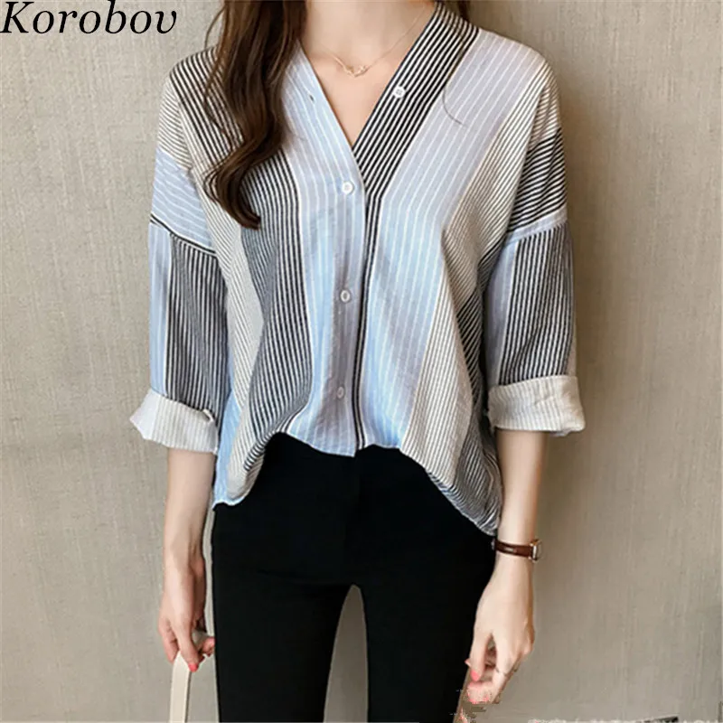 Korobov Plus Size Women Shirt New Fashion Striped Patchwork Female Blouse V-Neck Button Loose Casual M-3XL Blusas Tops 76748
Korobov Plus Size Women Shirt New Fashion Striped Patchwork Female Blouse V-Neck Button Loose Casual M-3XL Blusas Tops 76748