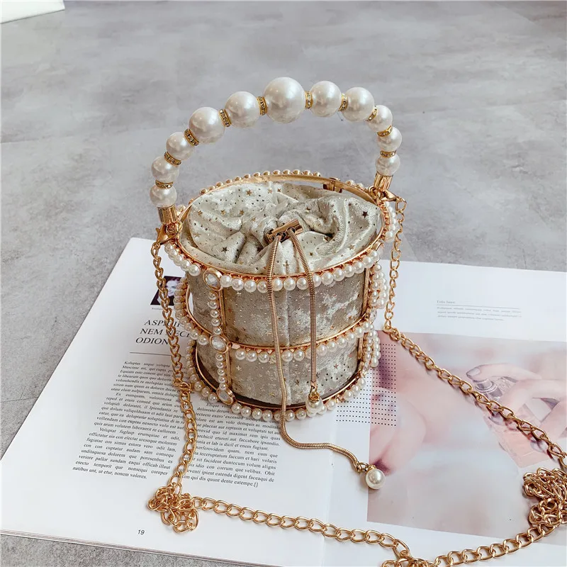 INS Women Diamond Handbag Fashion Designer Clutch Evening Bag Bead Pearls Top Handle Bag Tote Bucket Cage Shape Party Bag
INS Women Diamond Handbag Fashion Designer Clutch Evening Bag Bead Pearls Top Handle Bag Tote Bucket Cage Shape Party Bag